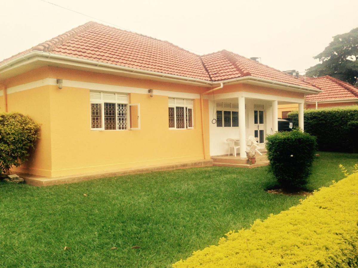 Corinya Serviced Apartments Entebbe Dış mekan fotoğraf