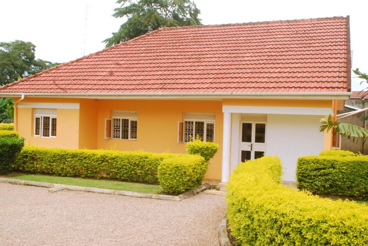 Corinya Serviced Apartments Entebbe Dış mekan fotoğraf