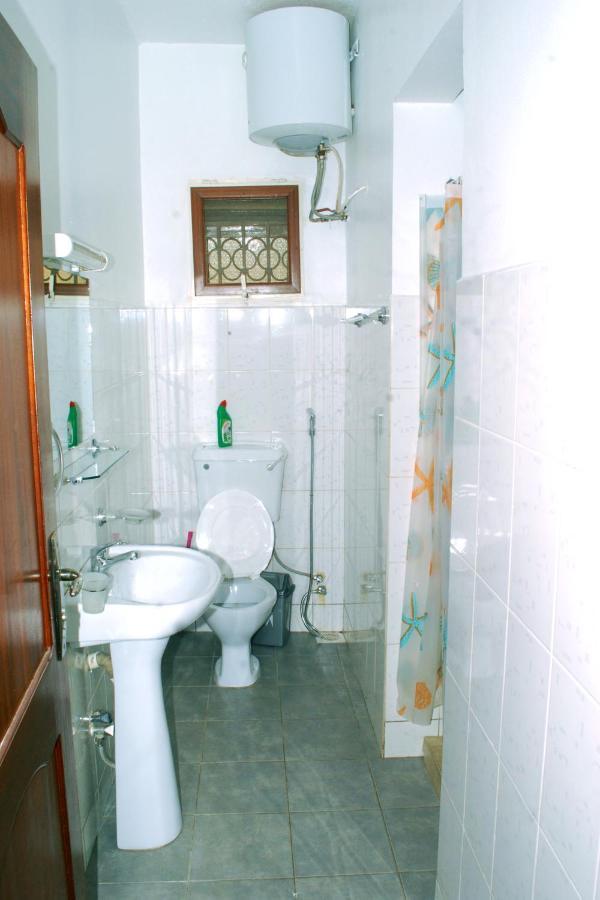 Corinya Serviced Apartments Entebbe Dış mekan fotoğraf